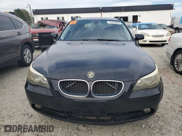 2006 BMW 5 Series 530xi with VIN WBANN73516CN00101, listed as a Copart auction lot 75355904 with 121,893 mi miles and Salvage Title. Bid and sale history available at carsss.com. Image 5.