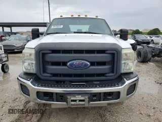 2013 Ford F-350 Platinum z VIN 1FT8W3BT4DEB75810, wystawiony jako Copart lot #56436845 z przebiegiem 124 711 mil mil oraz Tytuł czysty. Historia ofert i sprzedaży dostępna na DreamBid. Obrazek 5.