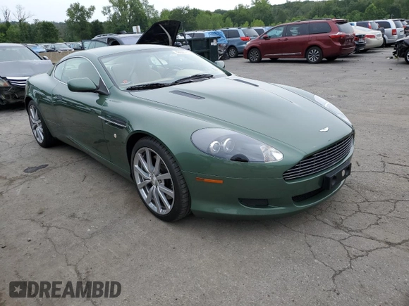 2005 Aston Martin DB9 z VIN SCFAD01A95GA02851, wystawiony jako Copart lot #63535783 z przebiegiem 40 729 mil mil oraz . Historia ofert i sprzedaży dostępna na DreamBid. Obrazek 4.