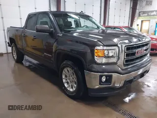 2015 GMC Sierra 1500 SLE z VIN 1GTV2UEC3FZ185398, wystawiony jako IAAI lot #42092088 z przebiegiem 103 592 mil mil oraz . Historia ofert i sprzedaży dostępna na DreamBid. Obrazek 1.