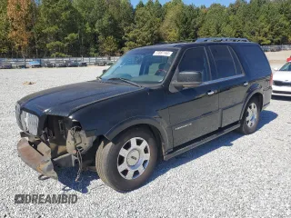 2005 Lincoln Navigator Luxury with VIN 5LMFU27535LJ22992, listed as a Copart auction lot 77087144 with 235,424 mi miles and Salvage Title. Bid and sale history available at carsss.com. Image 1.