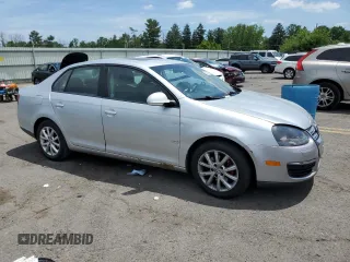 2010 Volkswagen Jetta Limited Edition with VIN 3VWRX7AJ6AM146644, listed as a Copart auction lot 84243994 with Not provided miles and Salvage title. Bid and sale history available at DreamBid. Image 4.