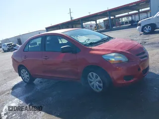 2008 Toyota Yaris with VIN JTDBT923381296472, listed as a IAAI auction lot 41966790 with 141,032 mi miles. Bid and sale history available at carsss.com. Image 13.