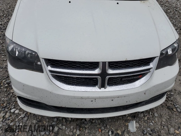 2016 Dodge Grand Caravan SE Plus z VIN 2C4RDGBG1GR263290, wystawiony jako Copart lot #50416415 z przebiegiem Nie podano mil oraz Szkody całkowita. Historia ofert i sprzedaży dostępna na DreamBid. Obrazek 13.