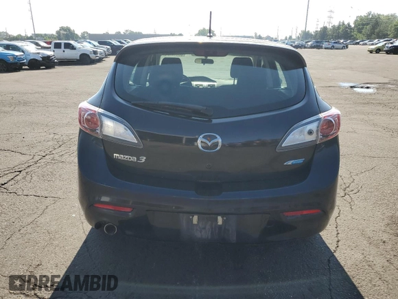 2013 Mazda 3 i Touring z VIN JM1BL1L77D1727442, wystawiony jako Copart lot #60340475 z przebiegiem 108 302 mil mil oraz Czysty tytuł • Clean title. Historia ofert i sprzedaży dostępna na DreamBid. Obrazek 6.