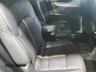 2024 Mazda CX-90 S Premium z VIN JM3KKDHC6R1183914, wystawiony jako Copart lot #88132065 z przebiegiem Nie podano mil oraz Szkoda całkowita • Salvage title. Historia ofert i sprzedaży dostępna na DreamBid. Obrazek 11.