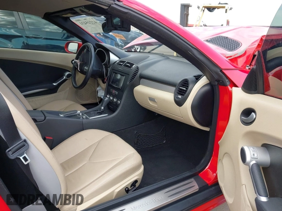 2008 Mercedes-Benz SLK 280 z VIN WDBWK54F58F176503, wystawiony jako IAAI lot #42215431 z przebiegiem 78 342 mil mil oraz . Historia ofert i sprzedaży dostępna na DreamBid. Obrazek 5.