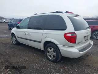 2005 Dodge Caravan SXT with VIN 1D8GP45R25B419604, listed as a IAAI auction lot 41788006 with 137,065 mi miles and . Bid and sale history available at DreamBid. Image 3.