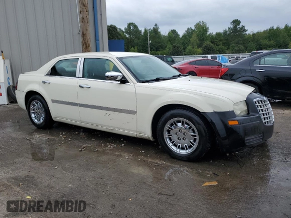 2007 Chrysler 300 with VIN 2C3KA43R37H792291, listed as a Copart auction lot 71412514 with 140,171 mi miles and Salvage Title. Bid and sale history available at carsss.com. Image 4.