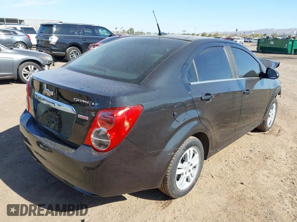 2014 Chevrolet Sonic LT z VIN 1G1JC5SB7E4204374, wystawiony jako IAAI lot #41642630 z przebiegiem 100 282 mil mil oraz . Historia ofert i sprzedaży dostępna na DreamBid. Obrazek 4.