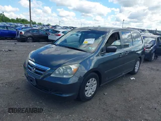 2005 Honda Odyssey LX z VIN 5FNRL38205B128740, wystawiony jako IAAI lot #42209974 z przebiegiem 183 014 mil mil oraz . Historia ofert i sprzedaży dostępna na DreamBid. Obrazek 2.