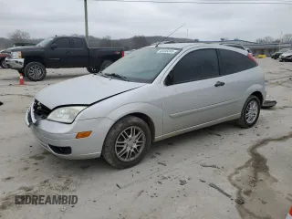 2006 Ford Focus S z VIN 1FAFP31N76W169137, wystawiony jako Copart lot #43445245 z przebiegiem 100 323 mil mil oraz Czysty tytuł • Clean title. Historia ofert i sprzedaży dostępna na DreamBid. Obrazek 1.