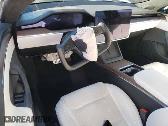 2022 Tesla Model S with VIN 5YJSA1E59NF469984, listed as a Copart auction lot 38543354 with Not provided miles and . Bid and sale history available at DreamBid. Image 8.