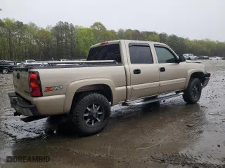 2005 Chevrolet Silverado 1500 LS with VIN 2GCEK13T051268991, listed as a Copart auction lot 50800675 with 163,888 mi miles and Salvage Title. Bid and sale history available at carsss.com. Image 3.