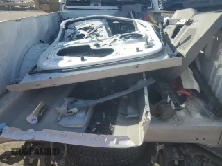 2018 Ford F-250 XL with VIN 1FT7X2A69JEC57624, listed as a Copart auction lot 44233185 with 158,640 mi miles and Salvage title. Bid and sale history available at DreamBid. Image 12.