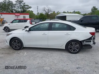 2024 Kia Forte LXS with VIN 3KPF24AD0RE728175, listed as a IAAI auction lot 41958794 with 11,074 mi miles. Bid and sale history available at carsss.com. Image 15.