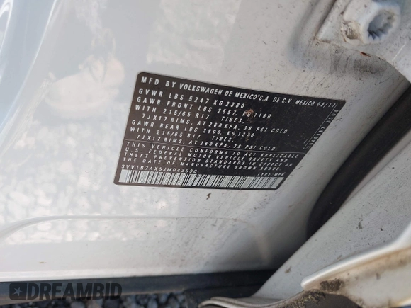 2018 Volkswagen Tiguan S z VIN 3VV1B7AX5JM043090, wystawiony jako IAAI lot #41998165 z przebiegiem Nie podano mil oraz . Historia ofert i sprzedaży dostępna na DreamBid. Obrazek 9.