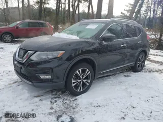 2017 Nissan Rogue SL with VIN 5N1AT2MV0HC840377, listed as a IAAI auction lot 41392637 with 111,912 mi miles. Bid and sale history available at carsss.com. Image 2.