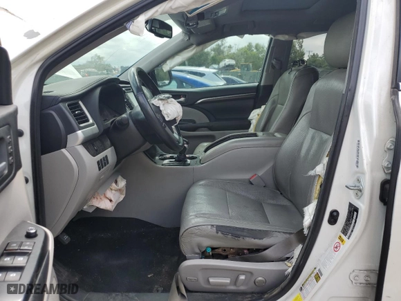 2015 Toyota Highlander Limited with VIN 5TDDKRFH8FS173610, listed as a Copart auction lot 52154925 with 0 mi miles and Salvage Title. Bid and sale history available at carsss.com. Image 7.