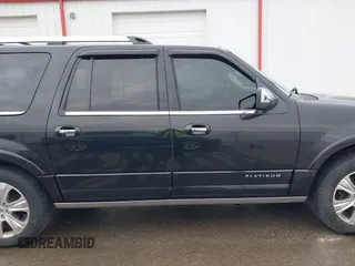 2015 Ford Expedition Max Platinum с VIN 1FMJK1MT9FEF18642, выставлен на аукционе IAAI как лот 41585741 с пробегом 134 911 миль миль и . История ставок и продаж доступна на DreamBid. Изображение 13.