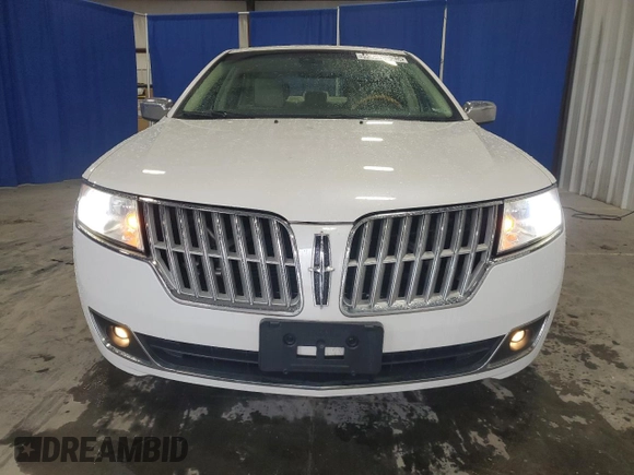 2012 Lincoln MKZ Hybrid with VIN 3LNDL2L32CR800650, listed as a Copart auction lot 47804425 with 120,905 mi miles and Clean title. Bid and sale history available at DreamBid. Image 5.