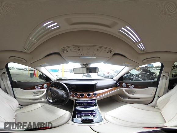 2018 Mercedes-Benz E-Class E 300 with VIN WDDZF4JB3JA409950, listed as a IAAI auction lot 42032598 with 44,381 mi miles. Bid and sale history available at carsss.com. Image 18.