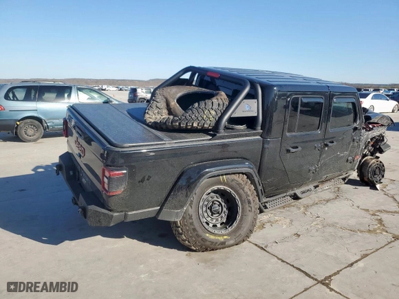 2022 Jeep Gladiator Mojave with VIN 1C6JJTEG6NL164679, listed as a Copart auction lot 48746505 with 35,820 mi miles and Salvage Title. Bid and sale history available at carsss.com. Image 3.