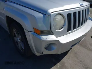 2010 Jeep Patriot Sport with VIN 1J4NF1GB9AD646059, listed as a IAAI auction lot 41762772 with 159,188 mi miles and . Bid and sale history available at DreamBid. Image 6.