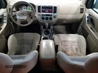 2006 Ford Escape XLT with VIN 1FMYU03136KD34592, listed as a Copart auction lot 71872694 with 185,292 mi miles and Clean Title. Bid and sale history available at carsss.com. Image 8.