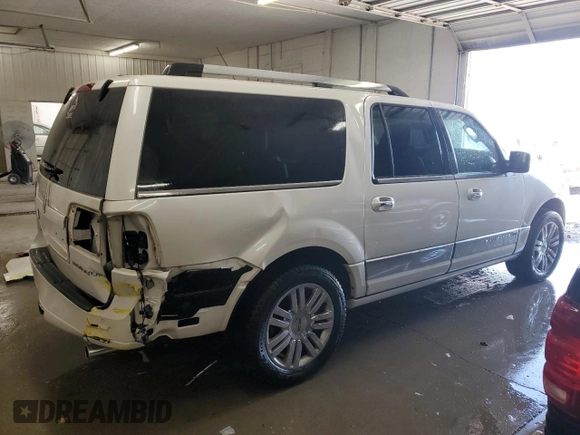 2010 Lincoln Navigator с VIN 5LMJJ3J58AEJ10157, выставлен на аукционе Copart как лот 54834525 с пробегом 181 146 миль миль и Списание • Salvage title. История ставок и продаж доступна на DreamBid. Изображение 3.
