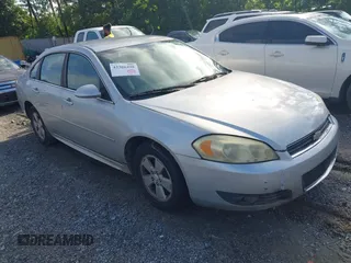 2011 Chevrolet Impala LT Fleet z VIN 2G1WG5EK5B1110913, wystawiony jako IAAI lot #42306498 z przebiegiem 245 186 mil mil oraz . Historia ofert i sprzedaży dostępna na DreamBid. Obrazek 1.