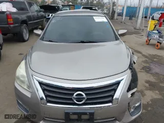 2013 Nissan Altima 2.5 SL with VIN 1N4AL3AP0DN528208, listed as a IAAI auction lot 41895288 with 113,119 mi miles. Bid and sale history available at carsss.com. Image 12.