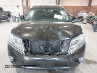 2016 Nissan Pathfinder Platinum with VIN 5N1AR2MM1GC601909, listed as a IAAI auction lot 42114650 with 151,423 mi miles. Bid and sale history available at carsss.com. Image 12.