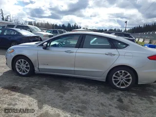 2019 Ford Fusion Hybrid SE with VIN 3FA6P0LU8KR235274, listed as a IAAI auction lot 41815405 with 49,850 mi miles. Bid and sale history available at carsss.com. Image 14.