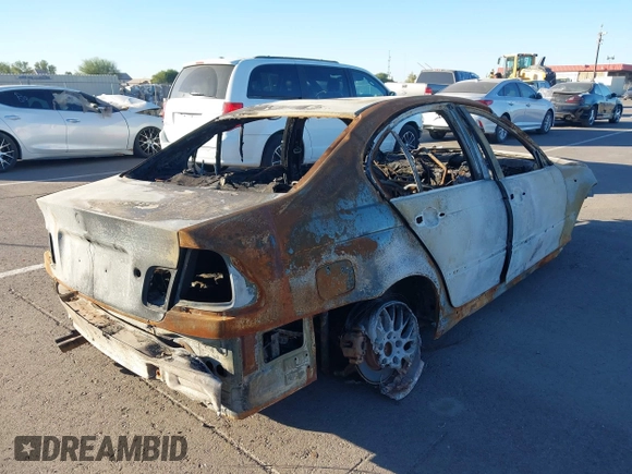 2003 BMW 3 Series 325i with VIN WBAEV33453KL59339, listed as a IAAI auction lot 40752095 with Not Provided miles and . Bid and sale history available at DreamBid. Image 4.