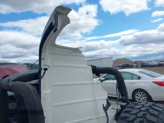 2003 Jeep Wrangler X z VIN 1J4FA39S73P349014, wystawiony jako IAAI lot #42582747 z przebiegiem 50 525 mil mil oraz . Historia ofert i sprzedaży dostępna na DreamBid. Obrazek 12.