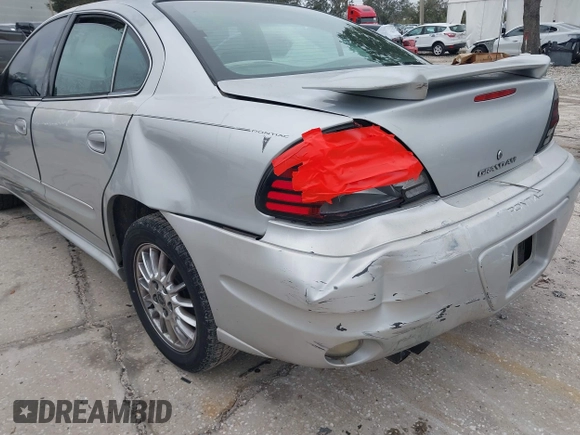 2005 Pontiac Grand Am SE with VIN 1G2NE52F75M255951, listed as a IAAI auction lot 41418328 with 199,700 mi miles. Bid and sale history available at carsss.com. Image 6.