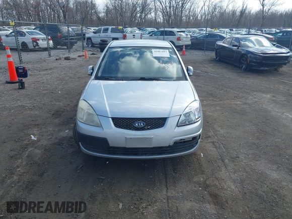 2009 Kia Rio LX with VIN KNADE223796521410, listed as a IAAI auction lot 41887883 with 82,360 mi miles and . Bid and sale history available at DreamBid. Image 11.