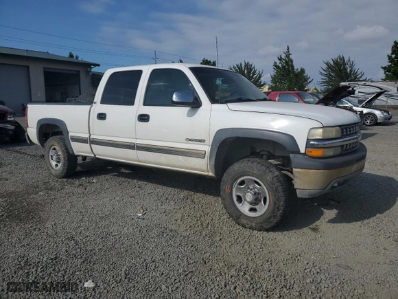 2002 Chevrolet Silverado 1500HD LS with VIN 1GCGC13U22F115497, listed as a Copart auction lot 66585824 with 211,687 mi miles and Salvage Title. Bid and sale history available at carsss.com. Image 4.