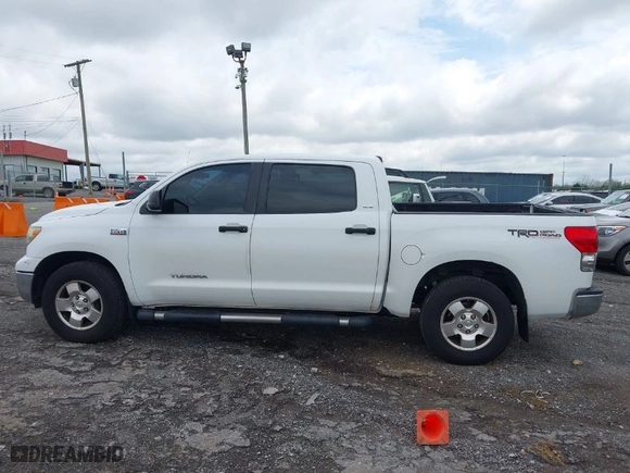 2008 Toyota Tundra 4WD Truck with VIN 5TBDV54138S507088, listed as a IAAI auction lot 41934526 with 349,892 mi miles. Bid and sale history available at carsss.com. Image 14.