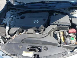 2015 Nissan Altima 2.5 S with VIN 1N4AL3AP5FC193199, listed as a IAAI auction lot 41921138 with 76,724 mi miles. Bid and sale history available at carsss.com. Image 10.