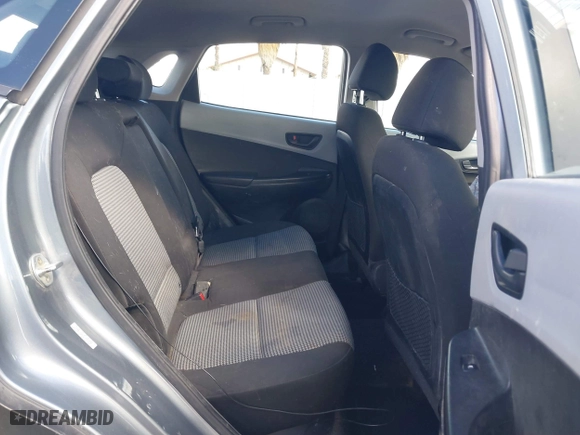 2020 Hyundai Kona SE with VIN KM8K1CAA7LU591838, listed as a IAAI auction lot 41789001 with 141,602 mi miles. Bid and sale history available at carsss.com. Image 8.