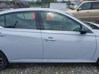 2024 Nissan Altima SR z VIN 1N4BL4CV1RN395164, wystawiony jako IAAI lot #42374057 z przebiegiem 23 743 mil mil oraz . Historia ofert i sprzedaży dostępna na DreamBid. Obrazek 13.