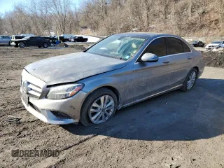 2020 Mercedes-Benz C 300 with VIN 55SWF8EB3LU326543, listed as a Copart auction lot 42502215 with 40,385 mi miles and Salvage Title. Bid and sale history available at DreamBid. Image 1.