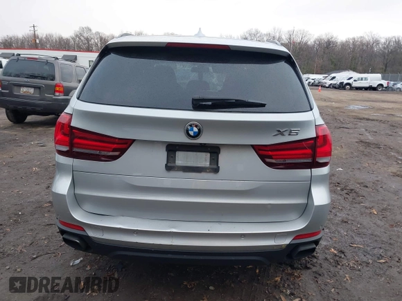2016 BMW X5 xDrive50i with VIN 5UXKR6C53G0J83329, listed as a IAAI auction lot 41150598 with 81,136 mi miles. Bid and sale history available at carsss.com. Image 16.