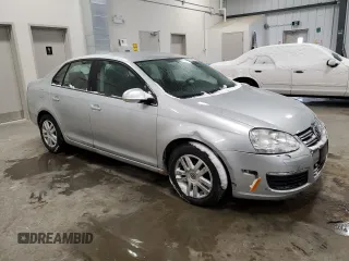 2006 Volkswagen Jetta z VIN 3VWRF31K86M618158, wystawiony jako Copart lot #42728175 z przebiegiem 117 433 mil mil oraz Czysty tytuł • Clean title. Historia ofert i sprzedaży dostępna na DreamBid. Obrazek 4.