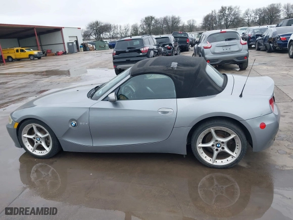 2006 BMW Z4 3.0si with VIN 4USBU53546LX01739, listed as a IAAI auction lot 41531608 with 79,376 mi miles. Bid and sale history available at carsss.com. Image 14.