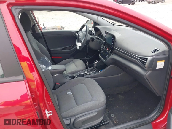 2020 Hyundai Ioniq Blue z VIN KMHC65LC2LU242490, wystawiony jako IAAI lot #42003854 z przebiegiem 74 960 mil mil oraz . Historia ofert i sprzedaży dostępna na DreamBid. Obrazek 5.