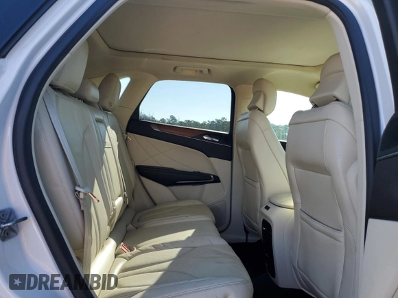 2016 Lincoln MKC Reserve with VIN 5LMCJ3C97GUJ16121, listed as a Copart auction lot 45332655 with 88,308 mi miles and Salvage Title. Bid and sale history available at DreamBid. Image 11.