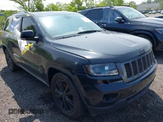 2011 Jeep Grand Cherokee Overland with VIN 1J4RR6GT9BC626061, listed as a IAAI auction lot 42372375 with 125,745 mi miles and . Bid and sale history available at DreamBid. Image 1.